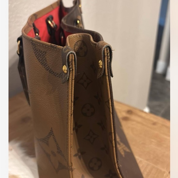 *Relisted! - EUC Louis Vuitton OTG On the Go MM Monogram Reverse Bag Tote - Picture 12 of 15